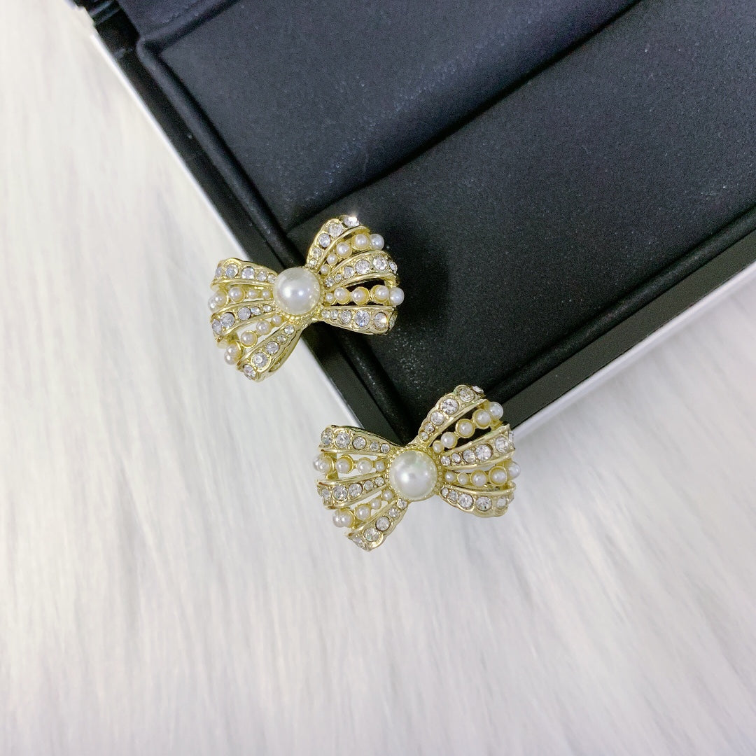 luxury bow pearl earrings