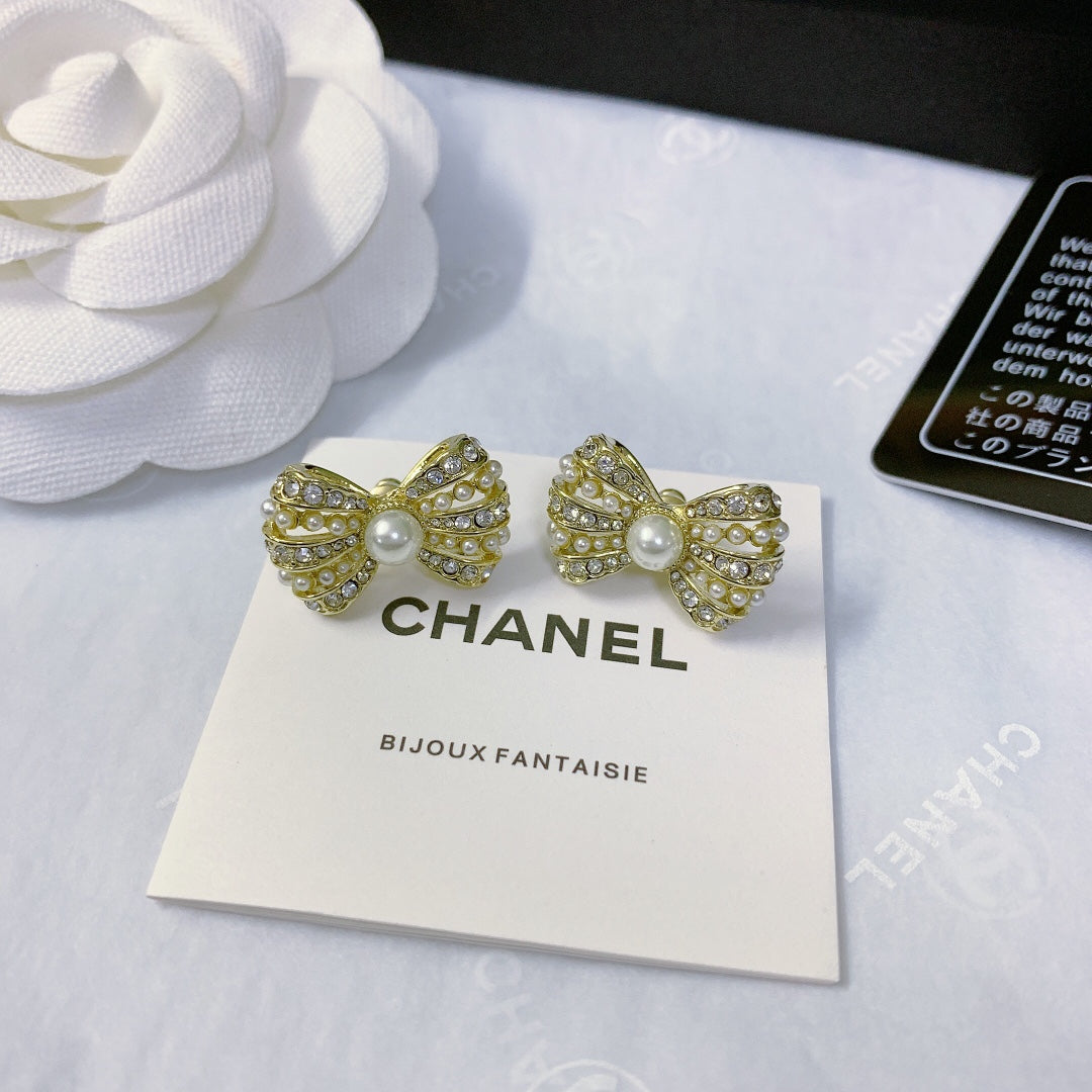 luxury bow pearl earrings