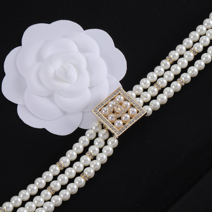 Stylish Triple Layers Pearl Combo Necklace