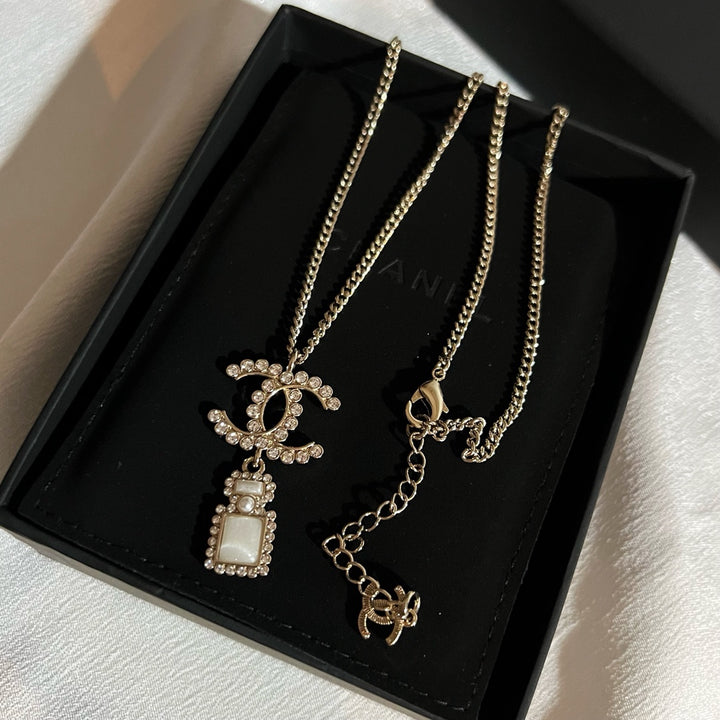 Luxury Double C Perfume Bottle Necklace&nbsp;