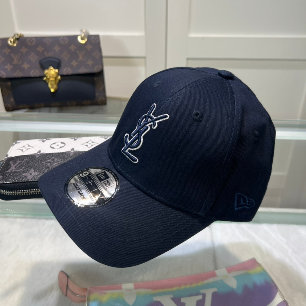 3 Colors of Fashionable and Versatile Baseball Caps