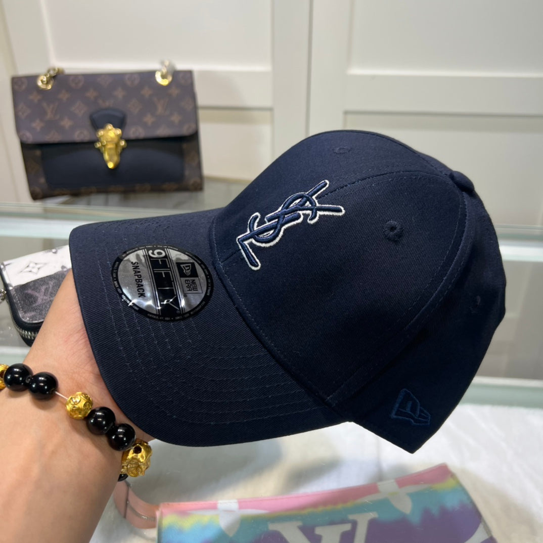 3 Colors of Fashionable and Versatile Baseball Caps