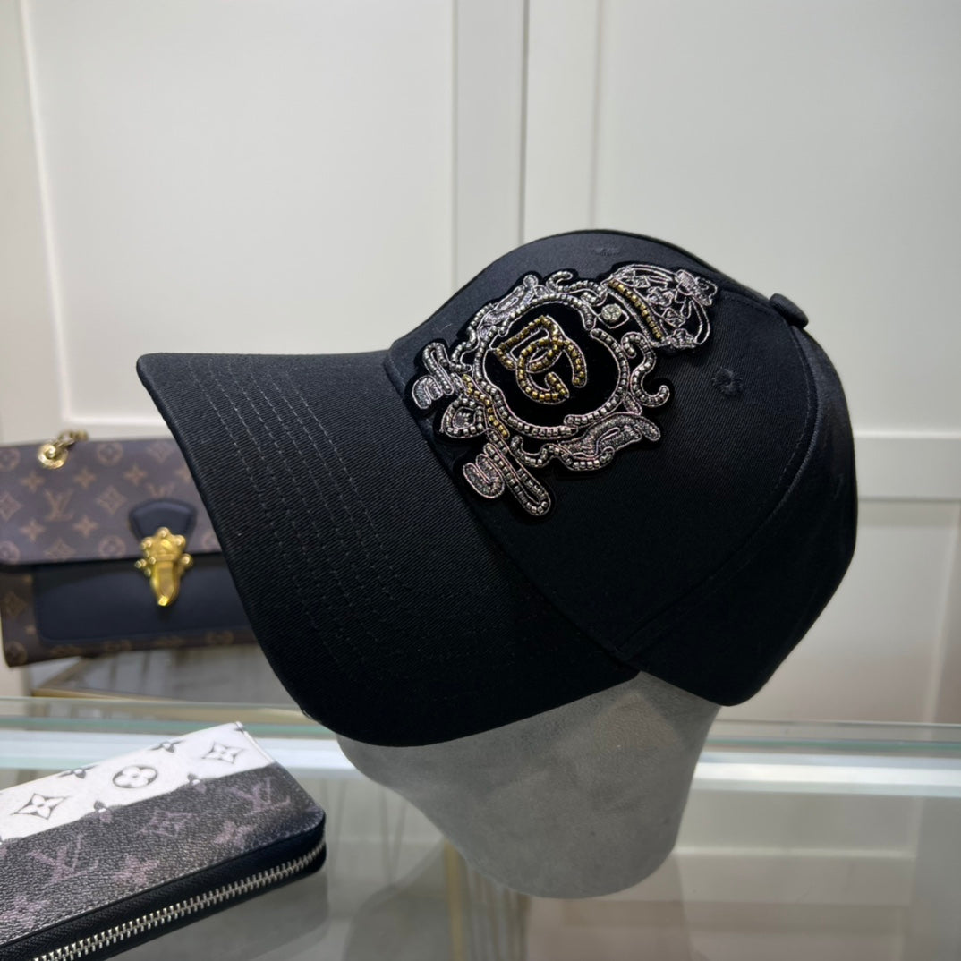 Fashion Big Crown Embroidery Baseball Cap