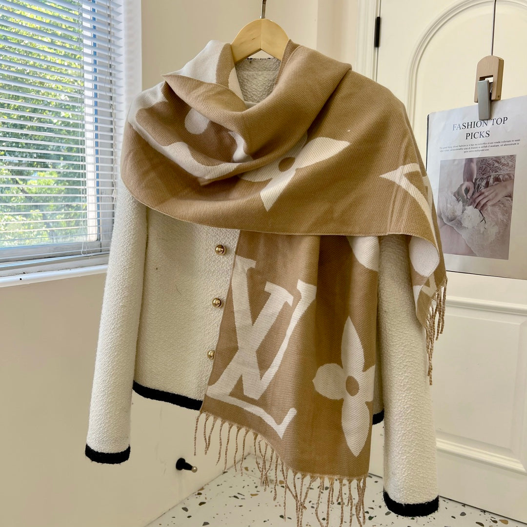 four-leaf clover fall and winter scarf