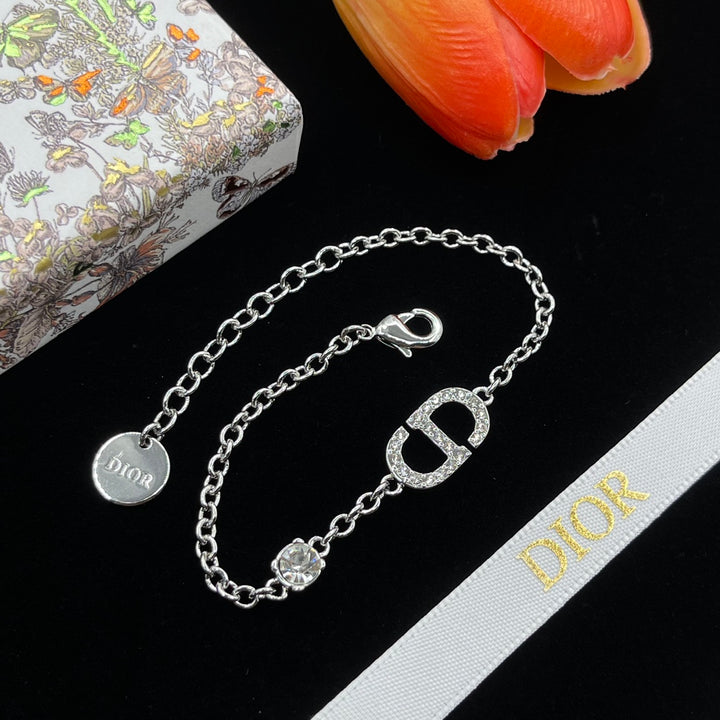 CD letter round diamond bracelet