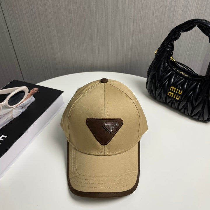 New baseball caps in 3 colors