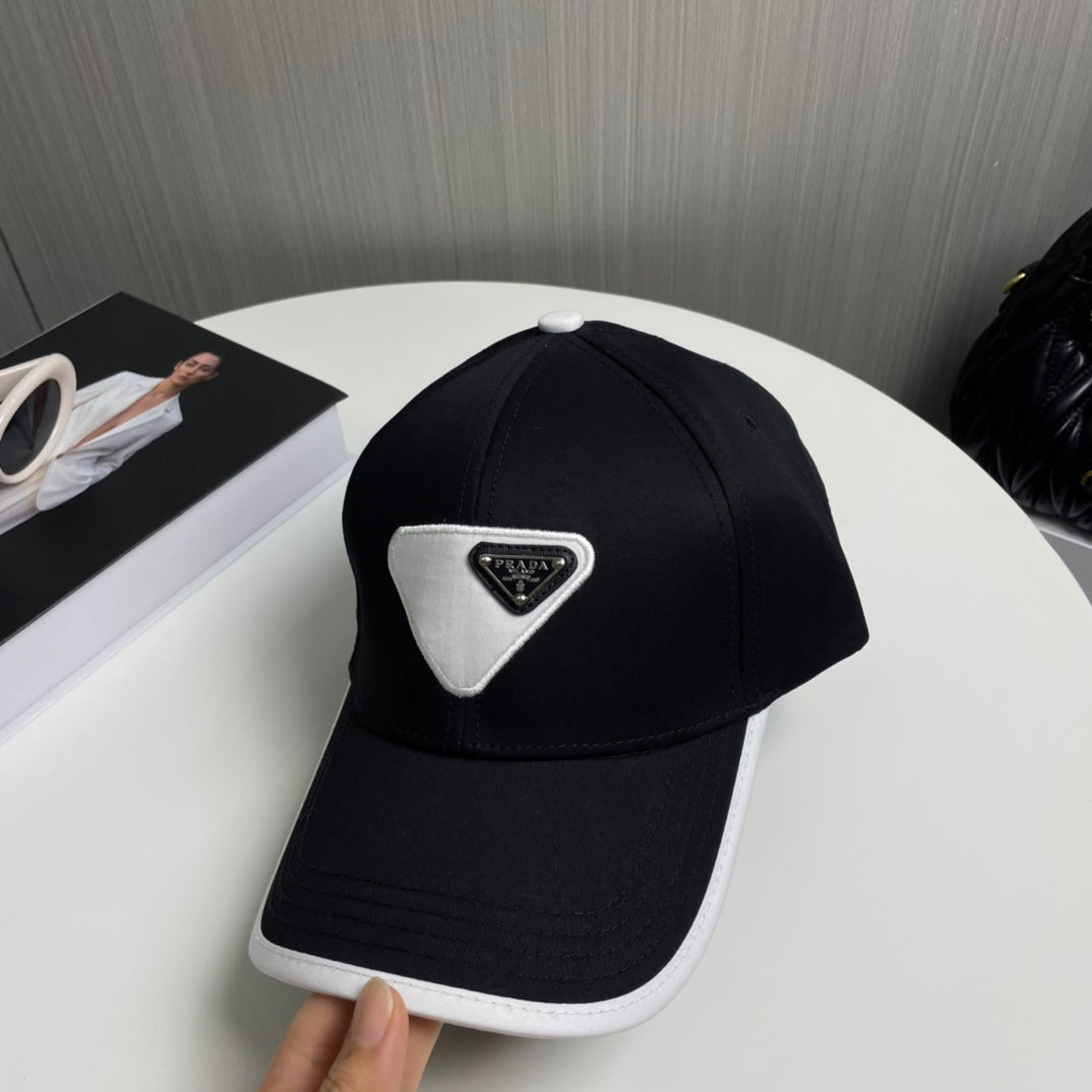 New baseball caps in 3 colors