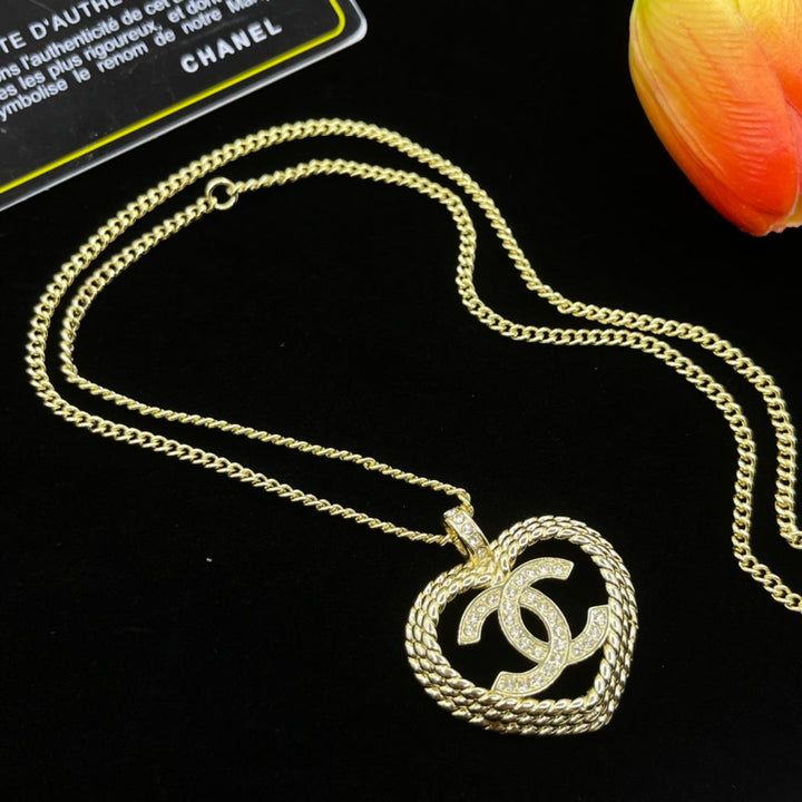 Fashion CC Love Heart Pendant Sweater Chain