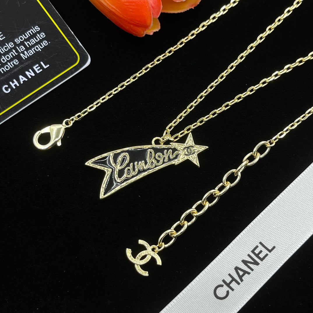 Fashion CC Love Heart Pendant Sweater Chain