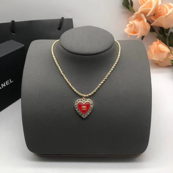 Exquisite ruby heart pendant necklace