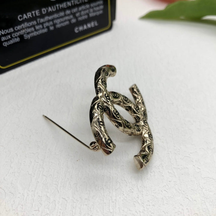 Fashion CC Letter Print Brooch