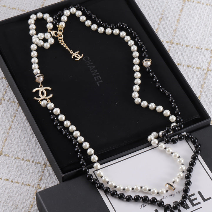 Luxury CC black and white pearl with long necklace