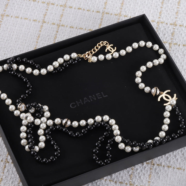 Luxury CC black and white pearl with long necklace