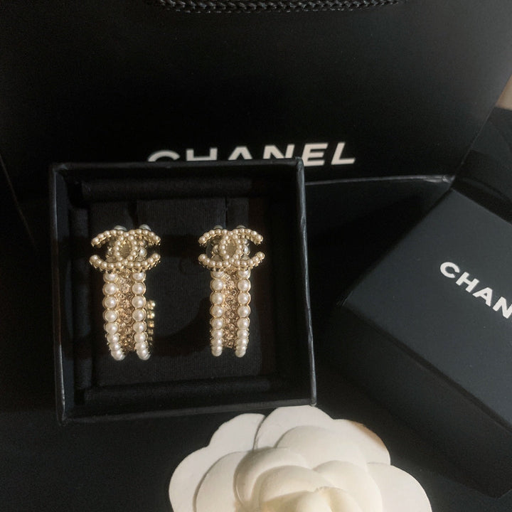 Luxury CC Double Row Pearl Earrings