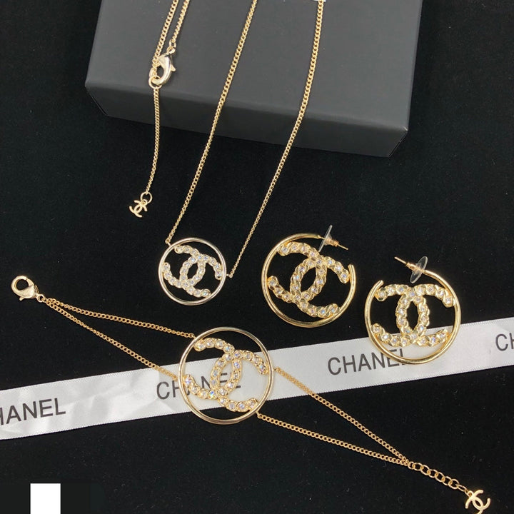 Fashion CC Circle Full Diamond Necklace Set