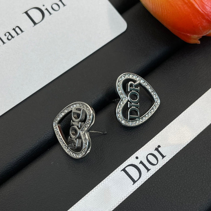 fashion CD love heart letter hollow earrings