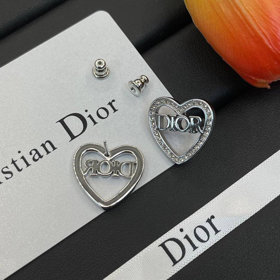 fashion CD love heart letter hollow earrings