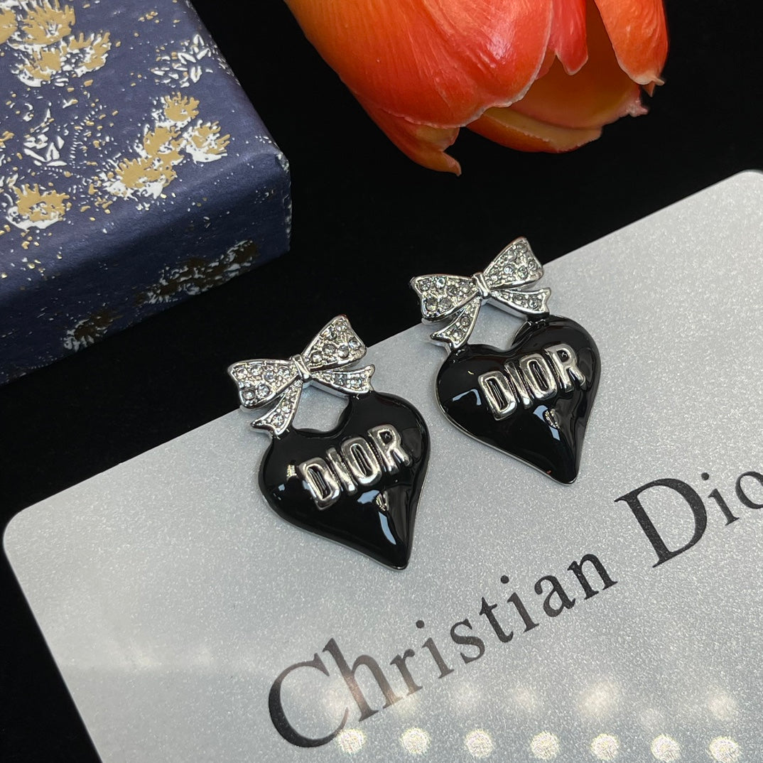 Fashion CD bow rhinestone earrings