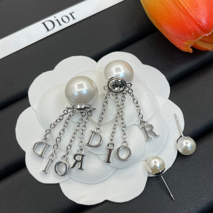 Fashion CD Pearl Tassel Earrings