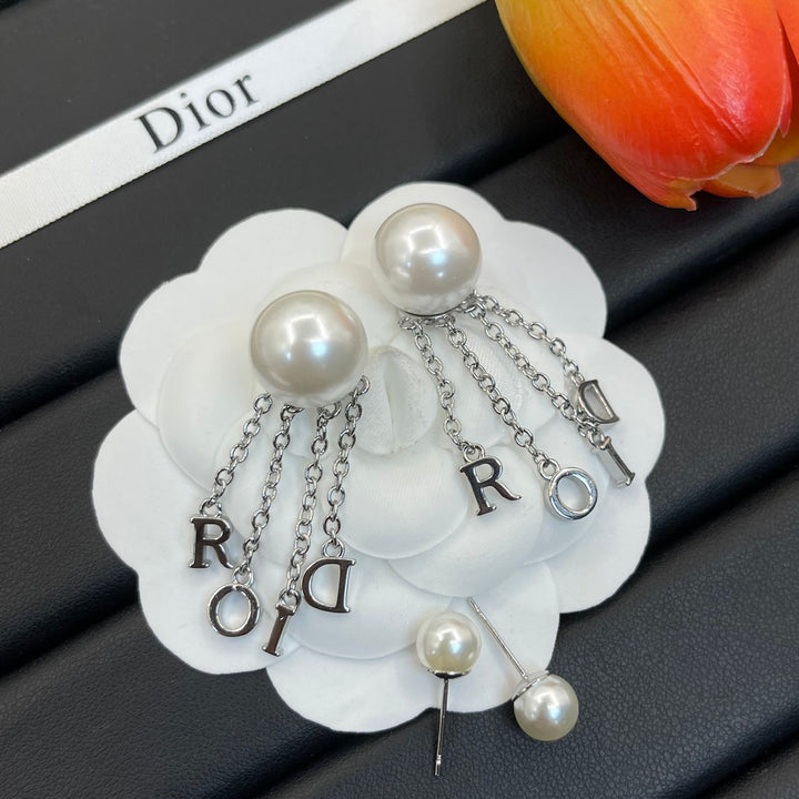 Fashion CD Pearl Tassel Earrings