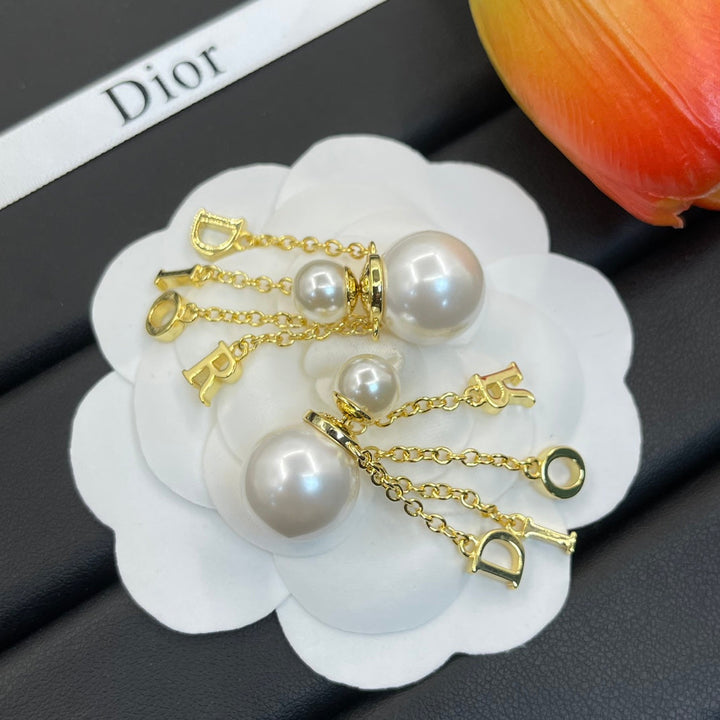 Fashion CD Pearl Tassel Earrings