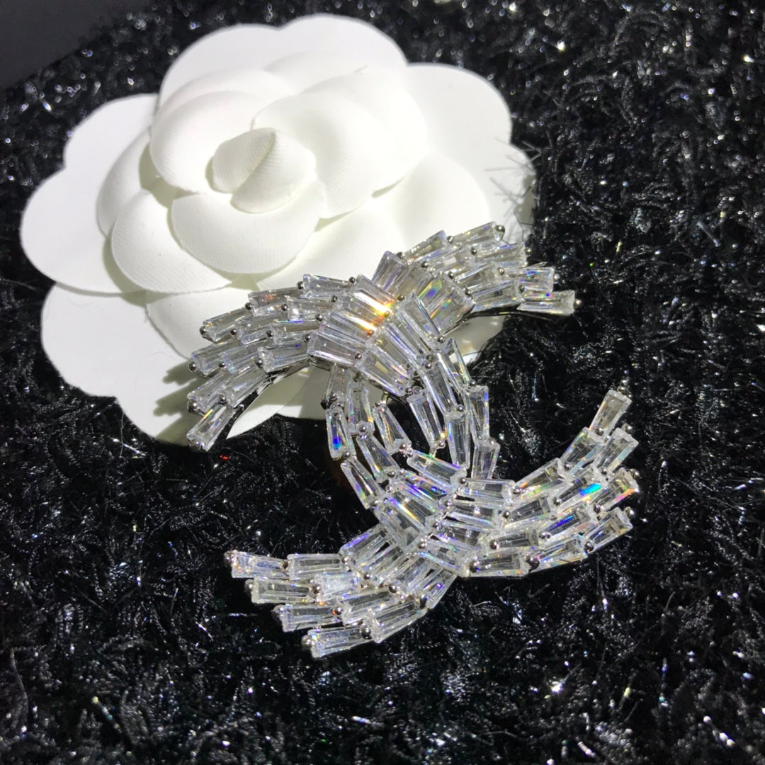 Luxury CC Colorful Diamonds Combination Brooch