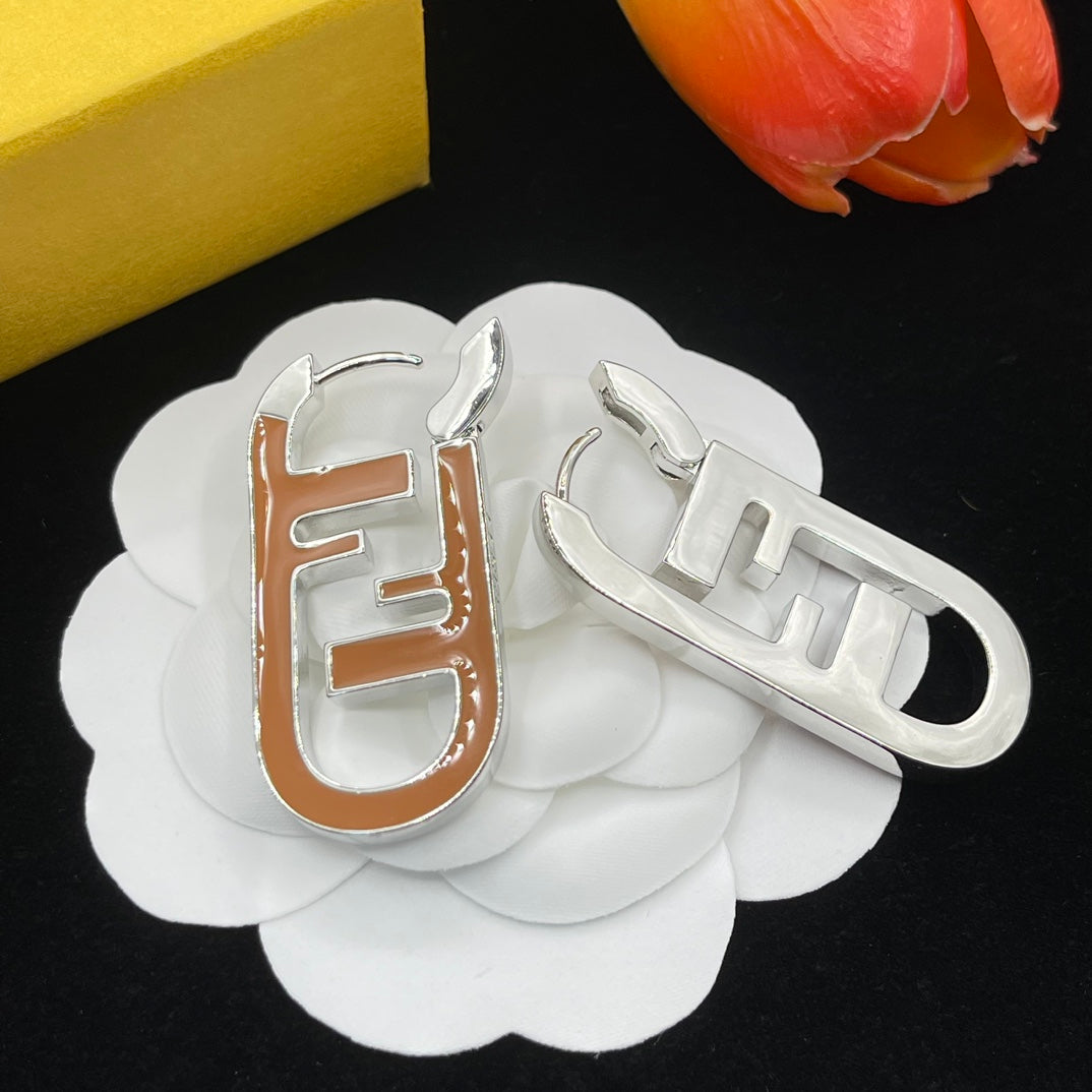 fashion double F letter engraved earrings