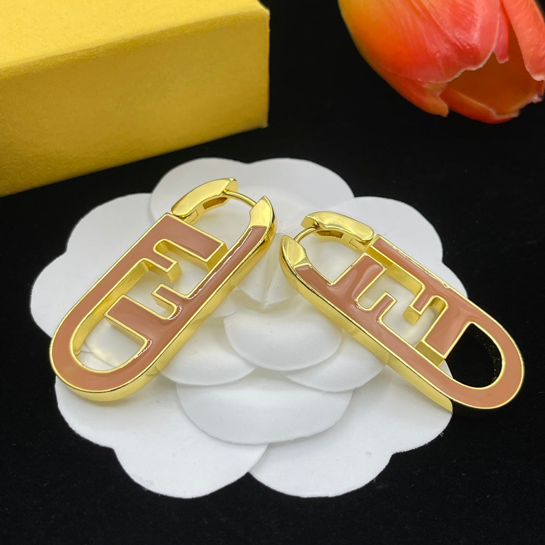 fashion double F letter engraved earrings