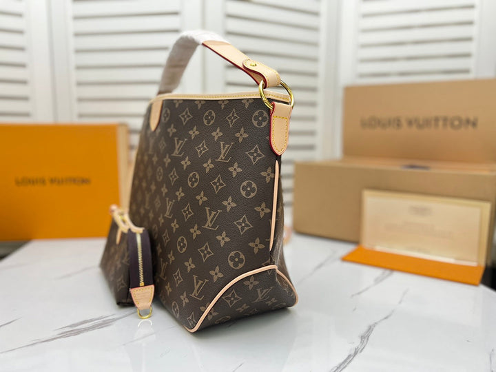 Quarterly New - Medium Luxury Shopping Bag