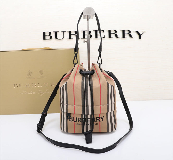 2 Color Delicate Small Bucket Bag