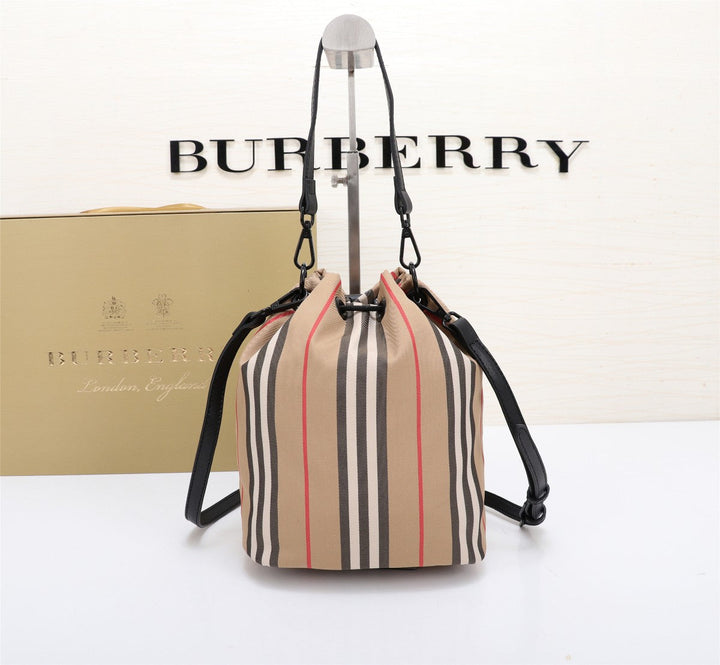 2 Color Delicate Small Bucket Bag