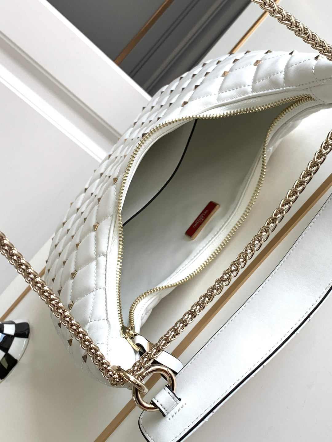 White Studded Sheepskin Handbag M9873