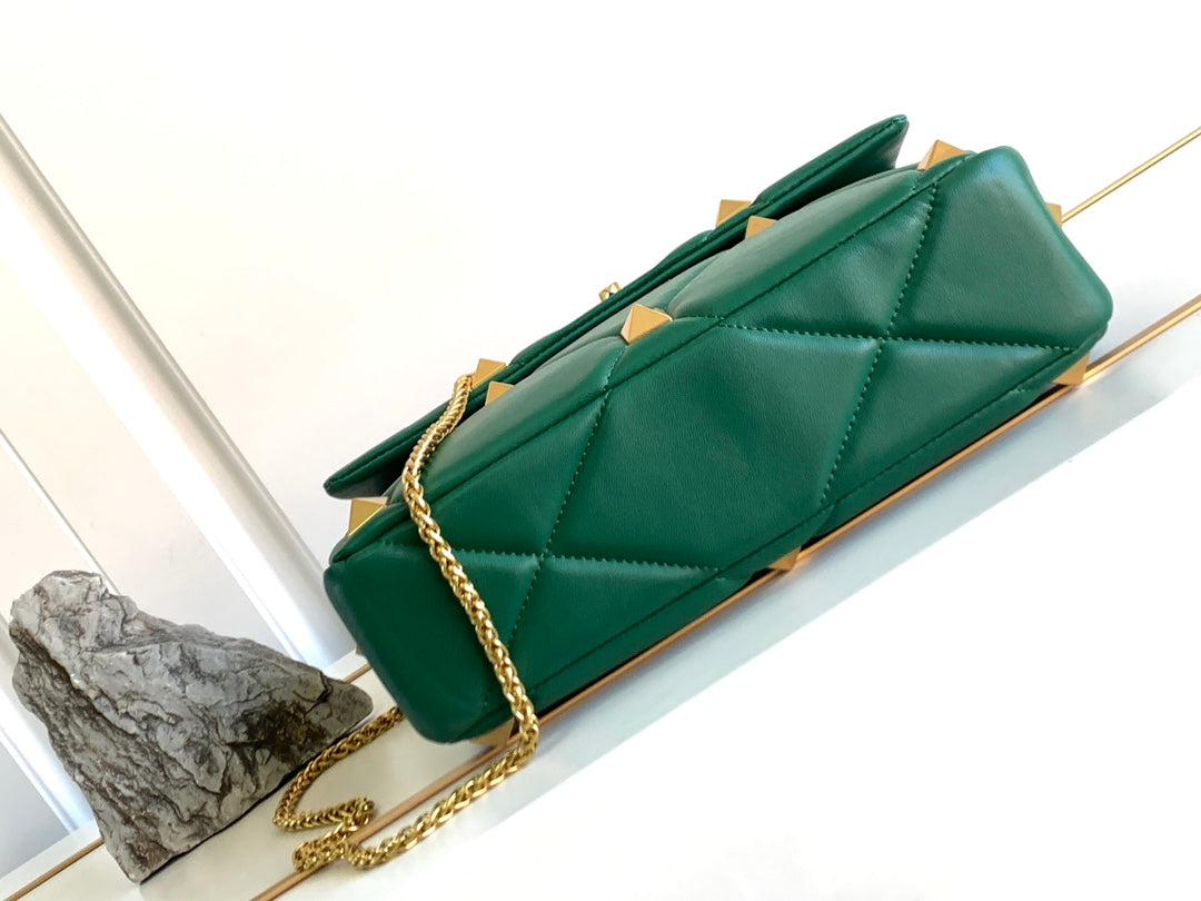 Green Sheepskin Handbag M9828