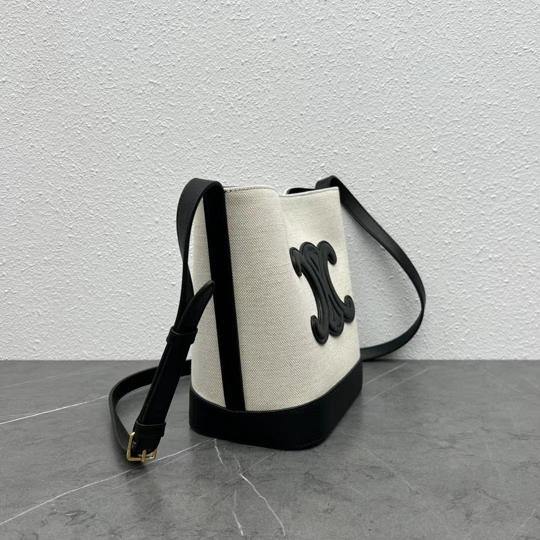 Black Cowhide Bucket Bag M1199