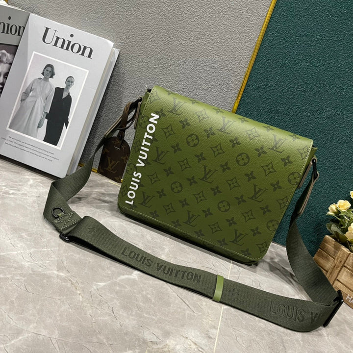 Green Messenger Bag-M46255