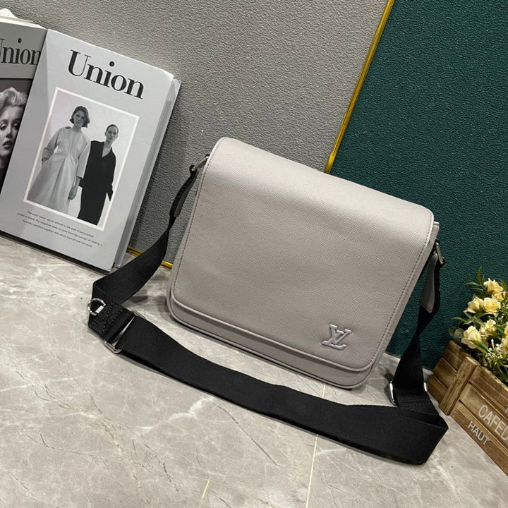 White Messenger Bag-M46255