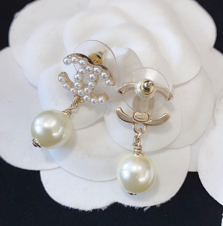 Fashion Pearl Pendant Earrings