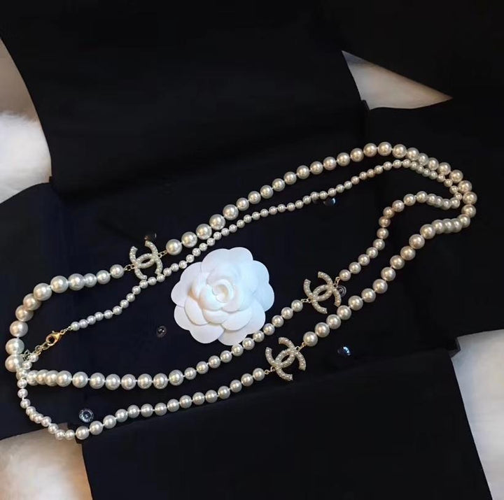 Fashion irregular long pearl necklace