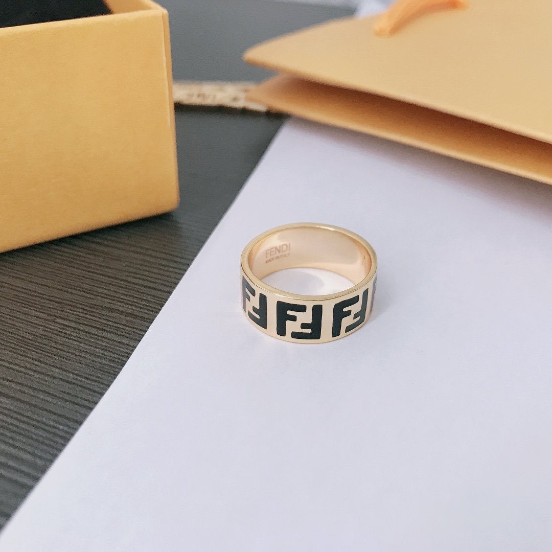 Fashion F double letter ring