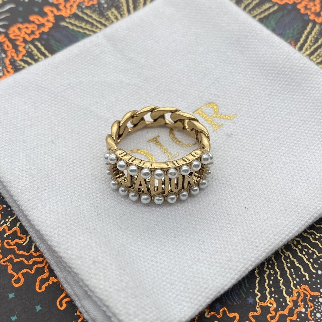 Retro Pearl Letter Ring