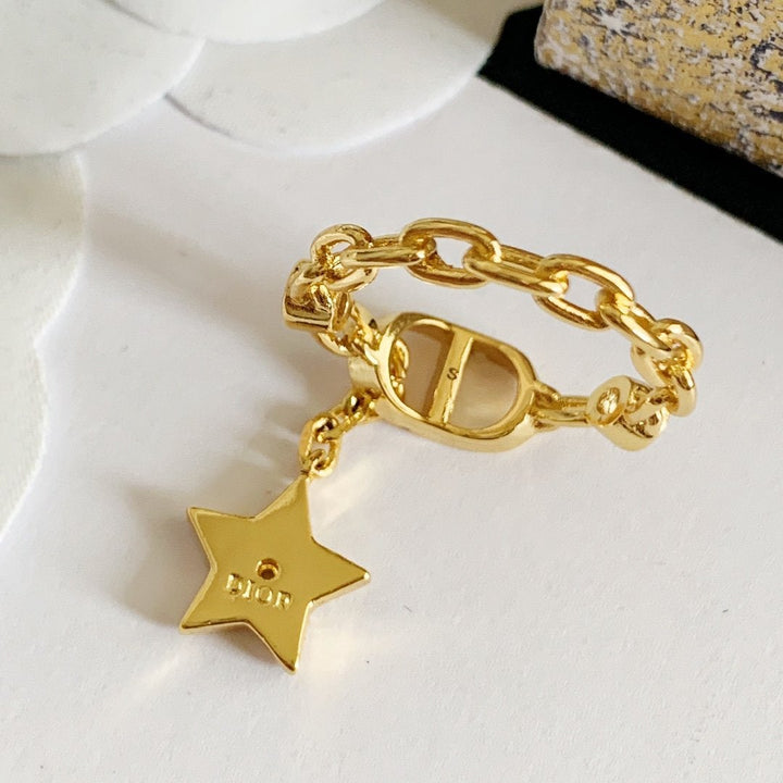 Vintage Star Pendant Diamond Ring