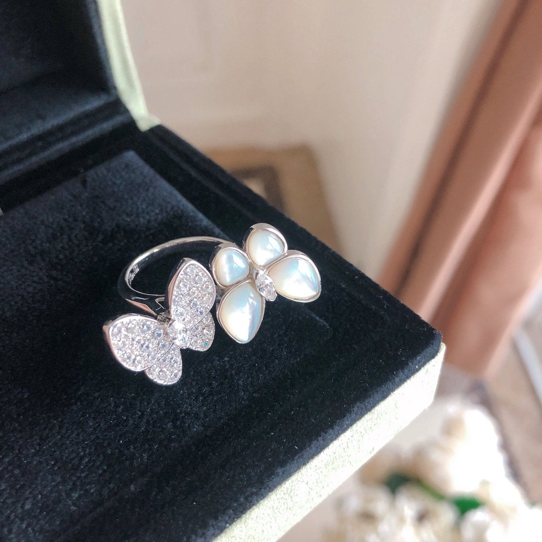 Fashion Butterfly Rhinestone Ring