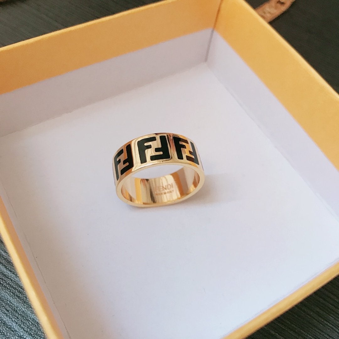 Fashion F double letter ring