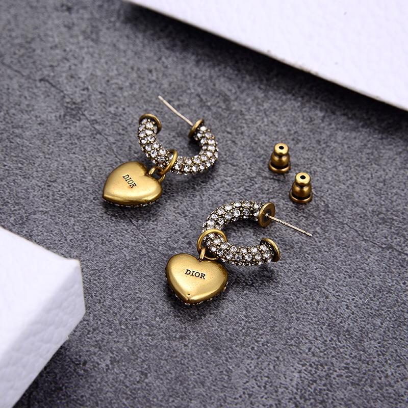 Elegant Rhinestone Heart-shaped Stud Earrings