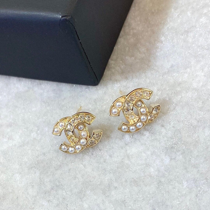 Retro Distressed Crystal Earrings with Diamonds