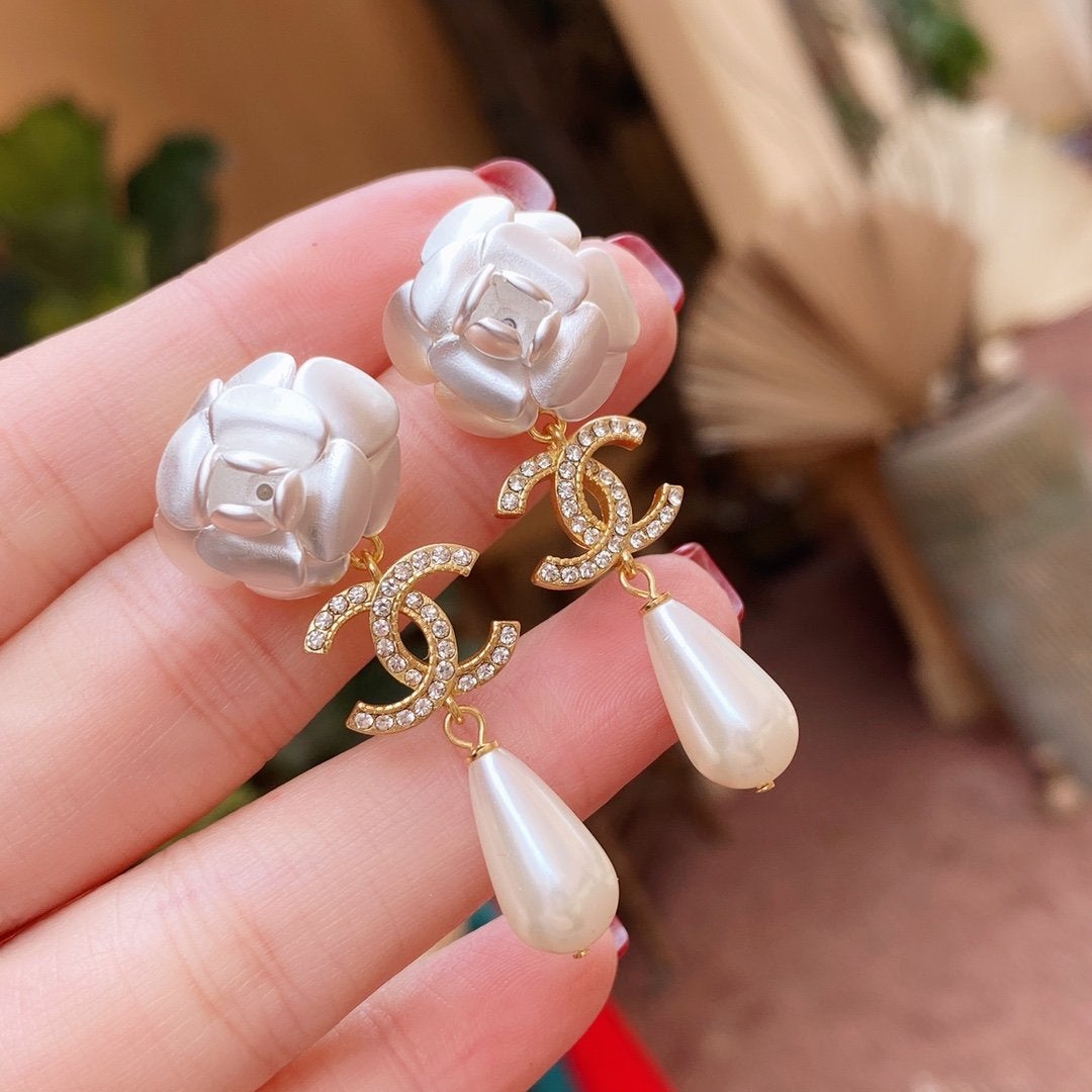 Camellia Pearl Earrings