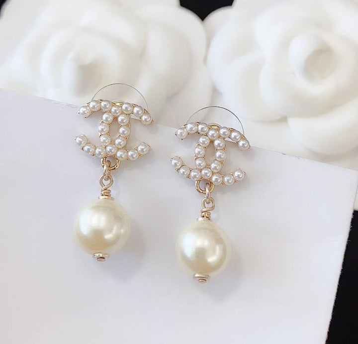 Fashion Pearl Pendant Earrings