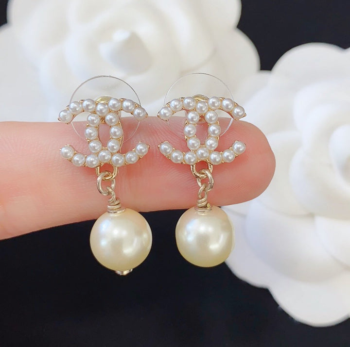 Fashion Pearl Pendant Earrings