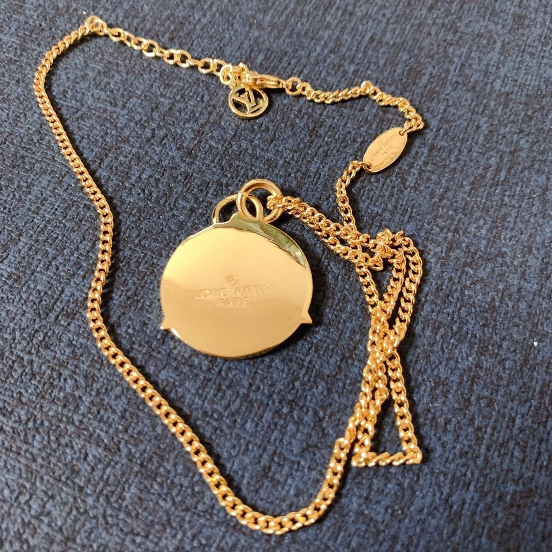 Luxury Pendant Necklace