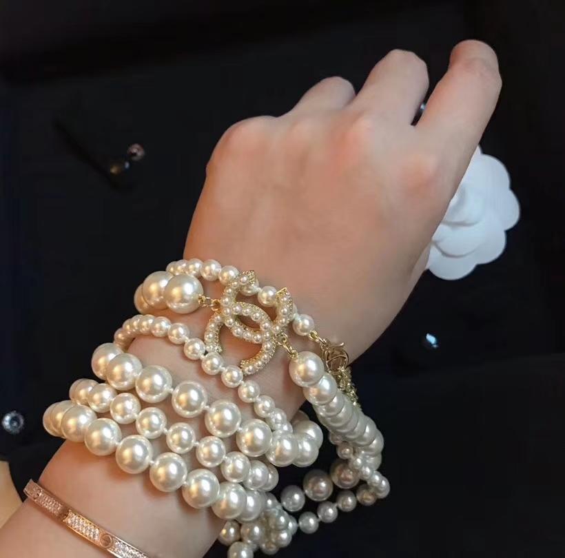 Fashion irregular long pearl necklace